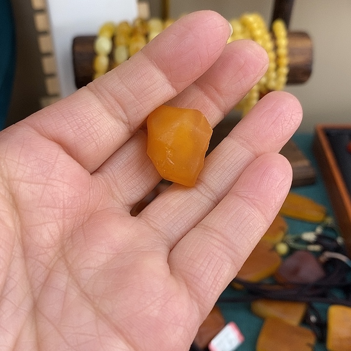 衡***力蜜蜡未镶嵌颈饰三通