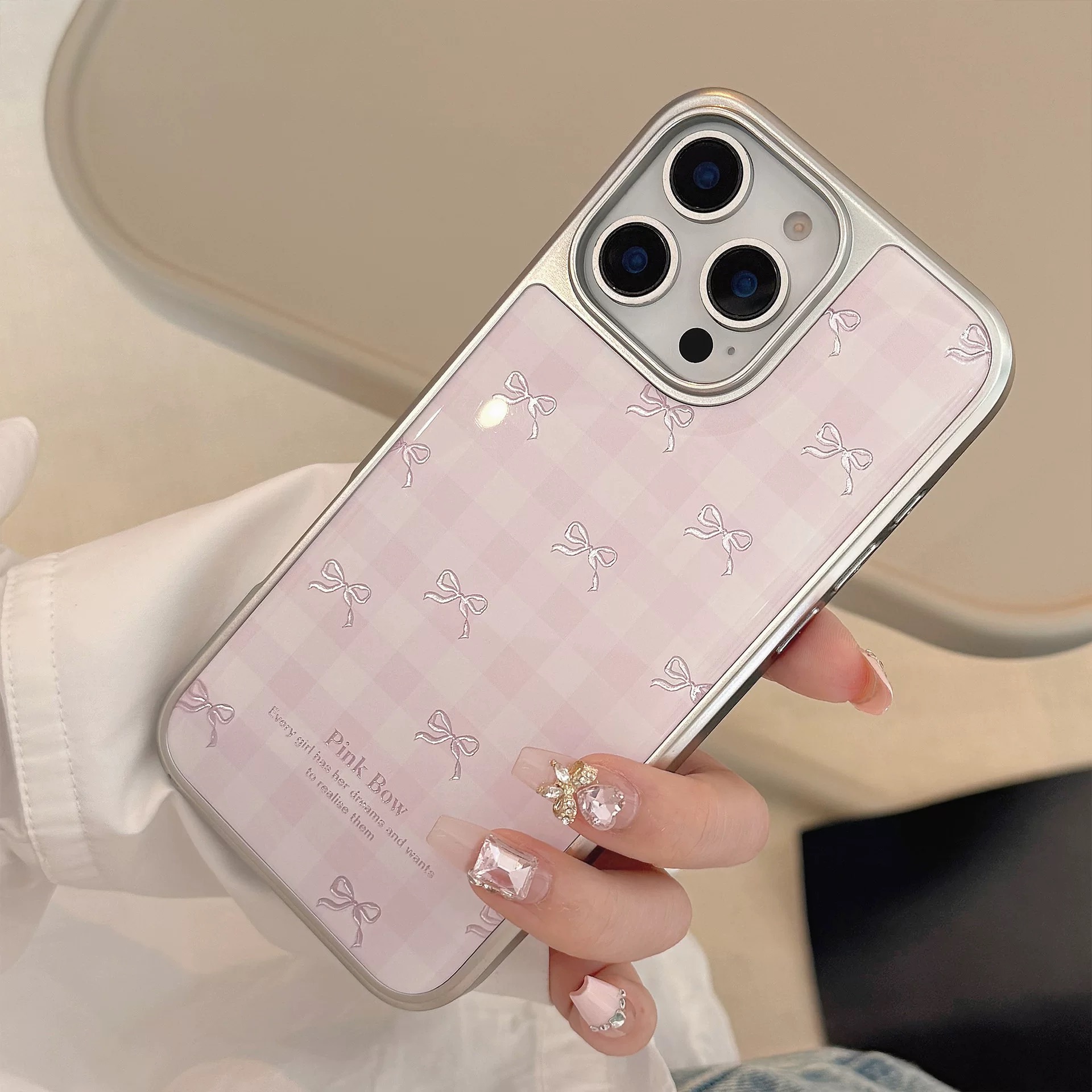 鎏金甜美风粉格蝴蝶结适用苹果17pro玻璃手机壳iPhone16女15新款