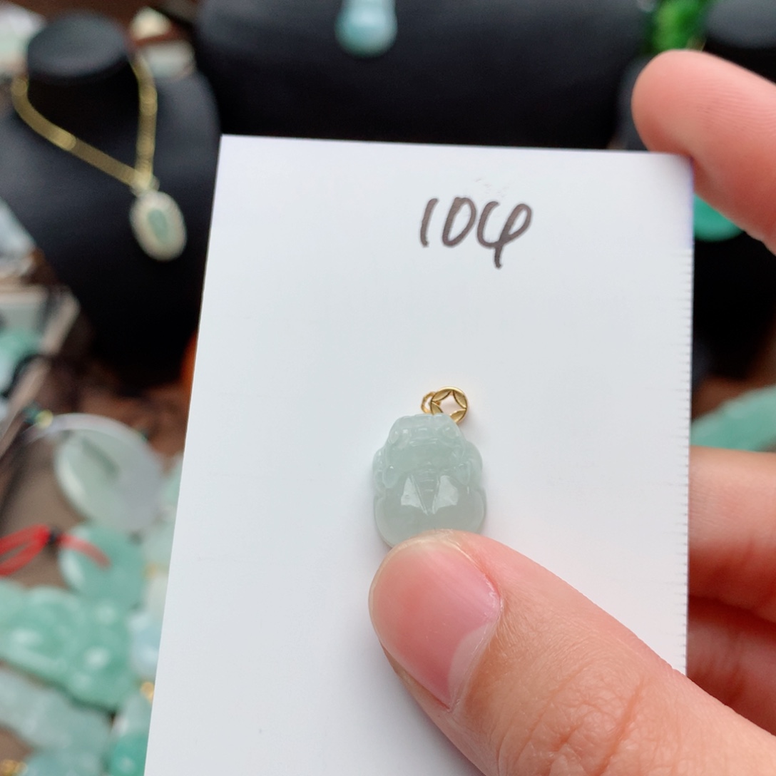 翡翠颈饰银S925镀金镶嵌吊坠