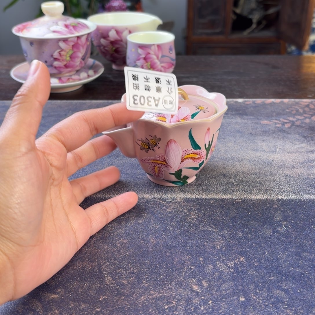 景德镇纯手工陶瓷工艺制作