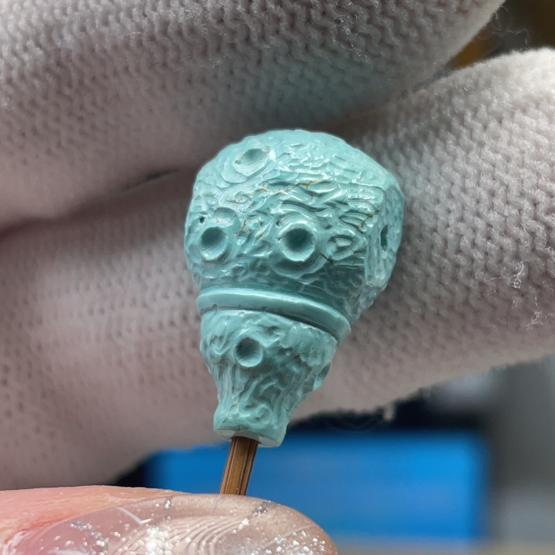 绿松石未镶嵌挂件