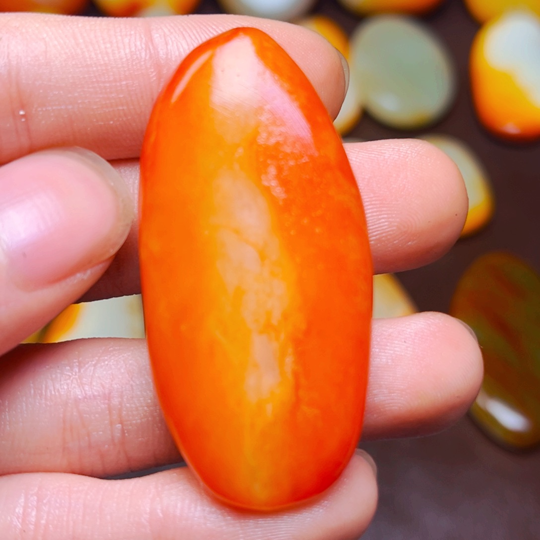 和田玉未镶嵌珠宝奇石