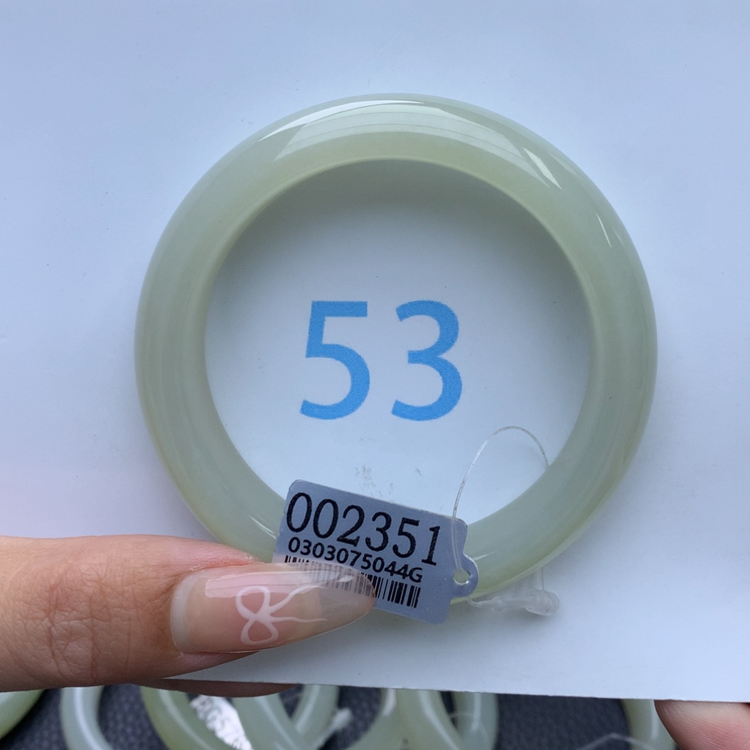 和田玉手镯未镶嵌大**李