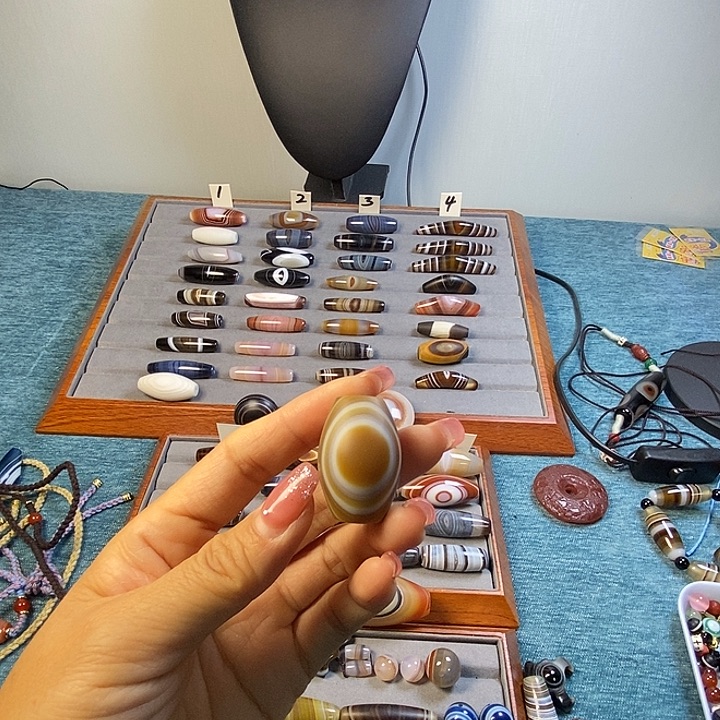 P***y玛瑙/玉髓合金颈饰