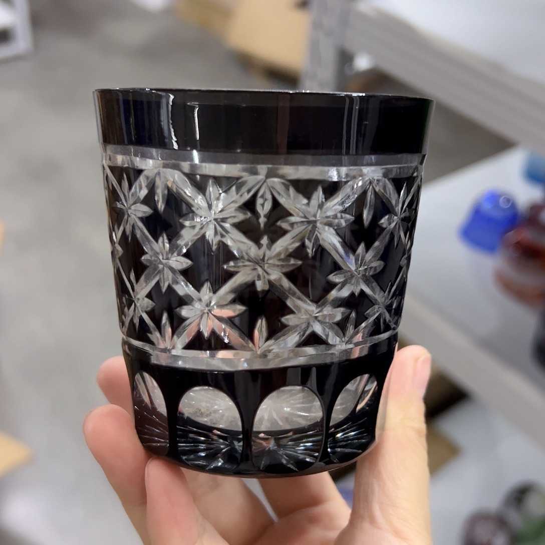 水晶玻璃平底款微瑕一个