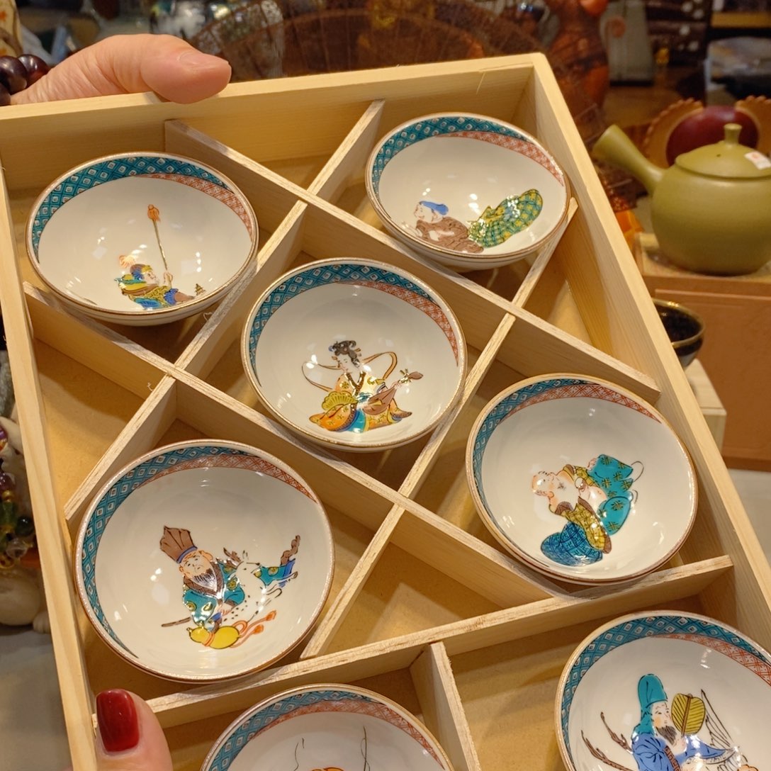 如图所示 观兰器物