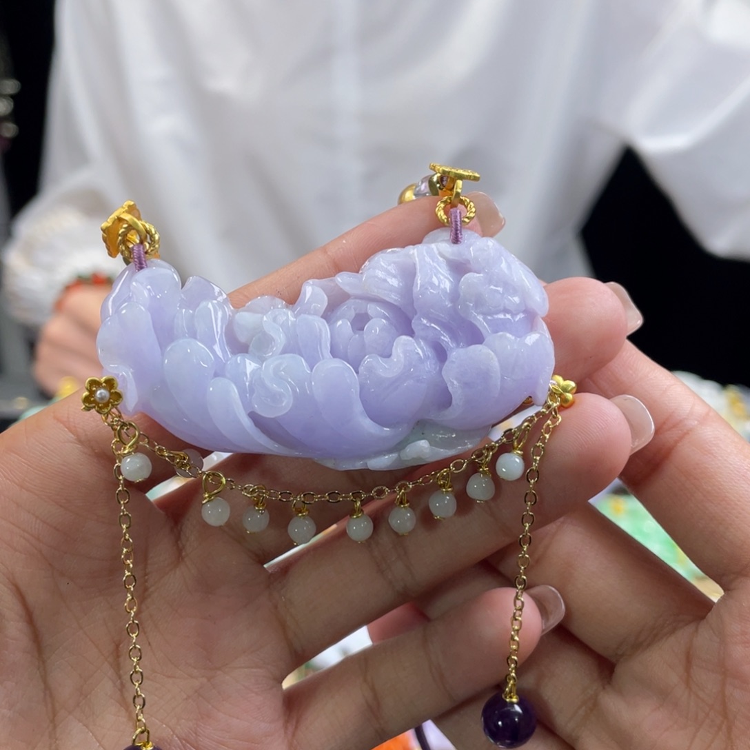 翡翠颈饰未镶嵌代编织