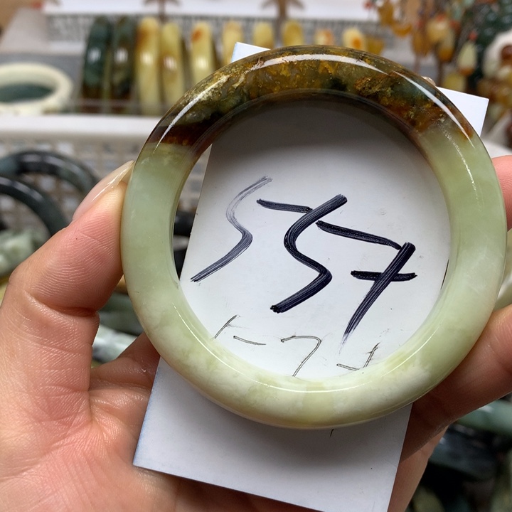 未镶嵌蛇纹石玉手镯