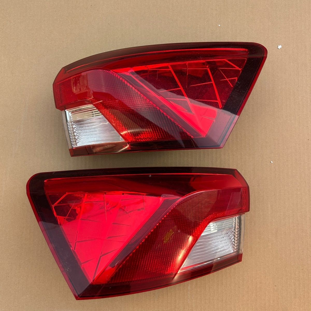 斯柯达柯米克后尾灯总成后大灯刹车灯倒车灯原厂原车拆车