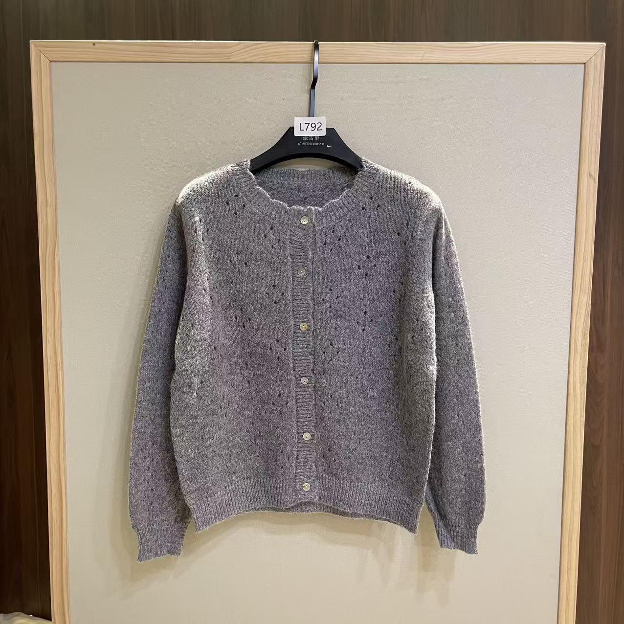YDD•「L-792」秋冬气质设计感单款女士简约百搭休闲时尚衣服
