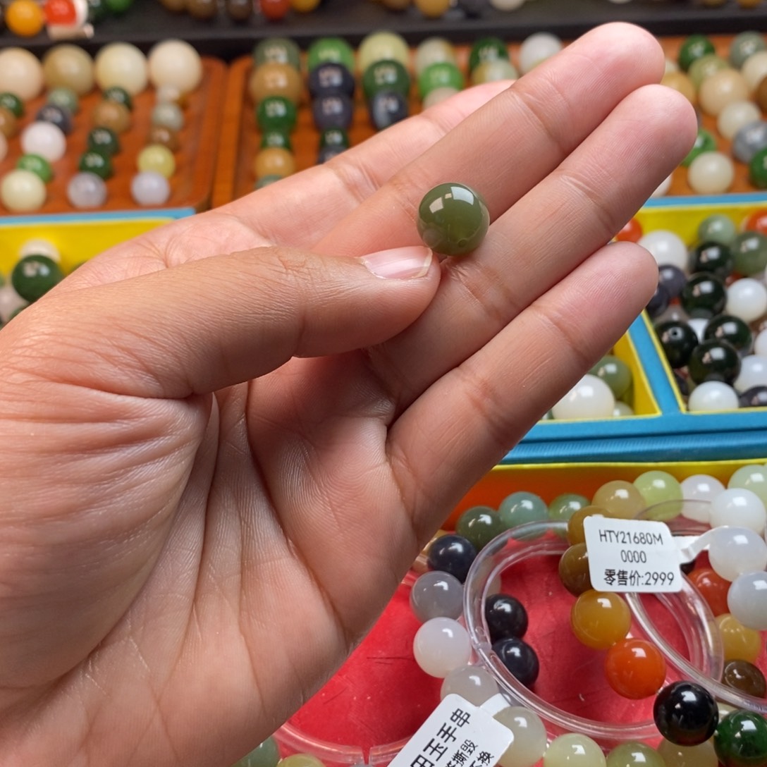 和田玉未镶嵌珠宝奇石卡12湖水绿y