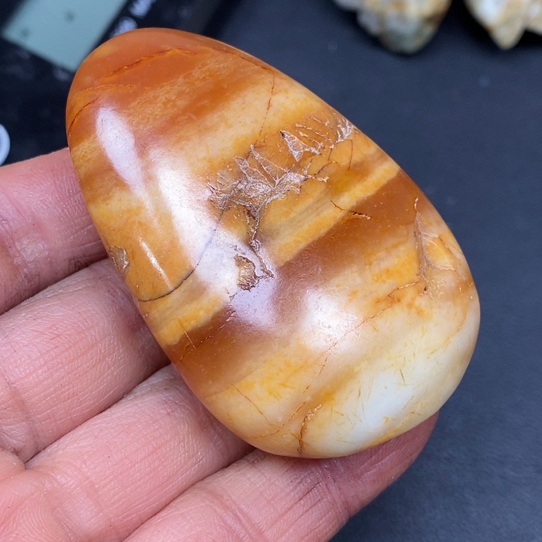 和田玉未镶嵌珠宝奇石