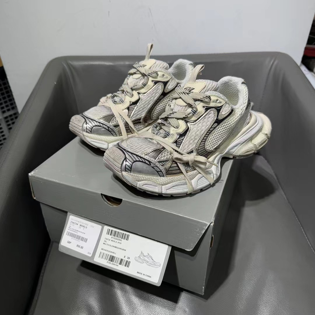 99新 Balenciaga/巴黎世家 39码  99新原盒 3xl 香槟金 潮鞋