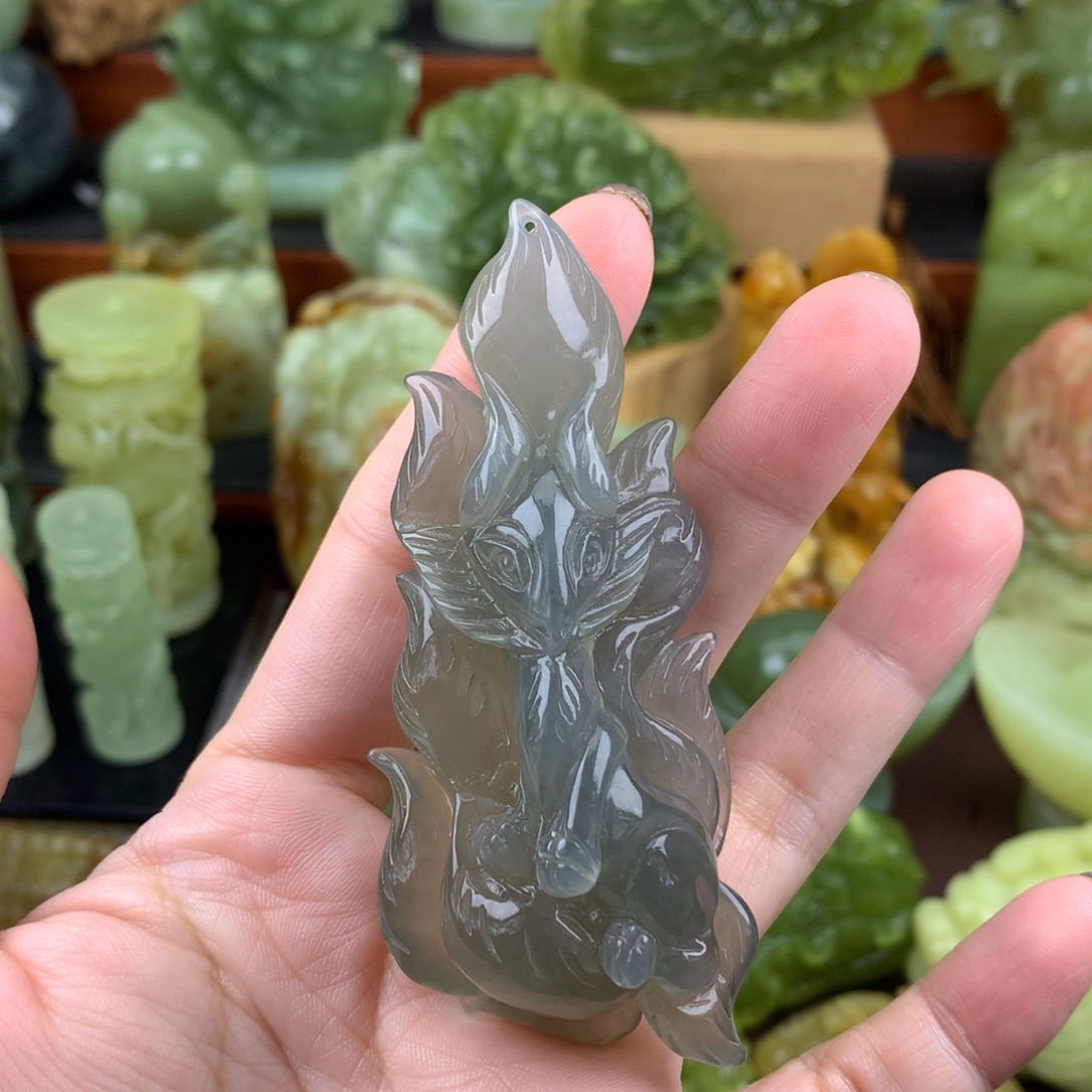 岫玉未镶嵌手把件