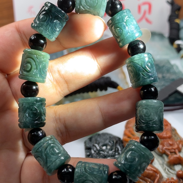 翡翠颈饰未镶嵌保真天然A货翡翠