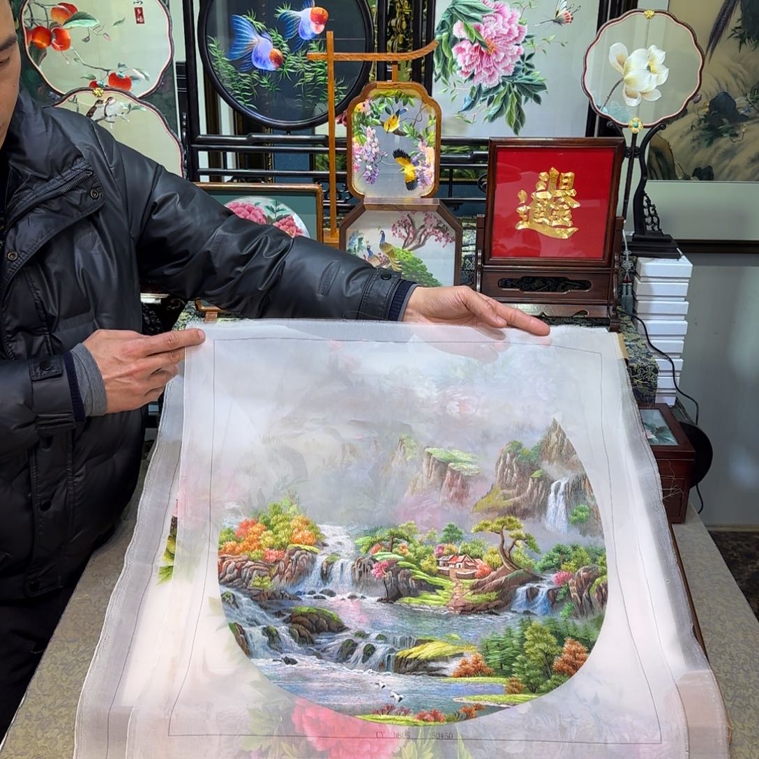 刺绣刺绣工艺精湛