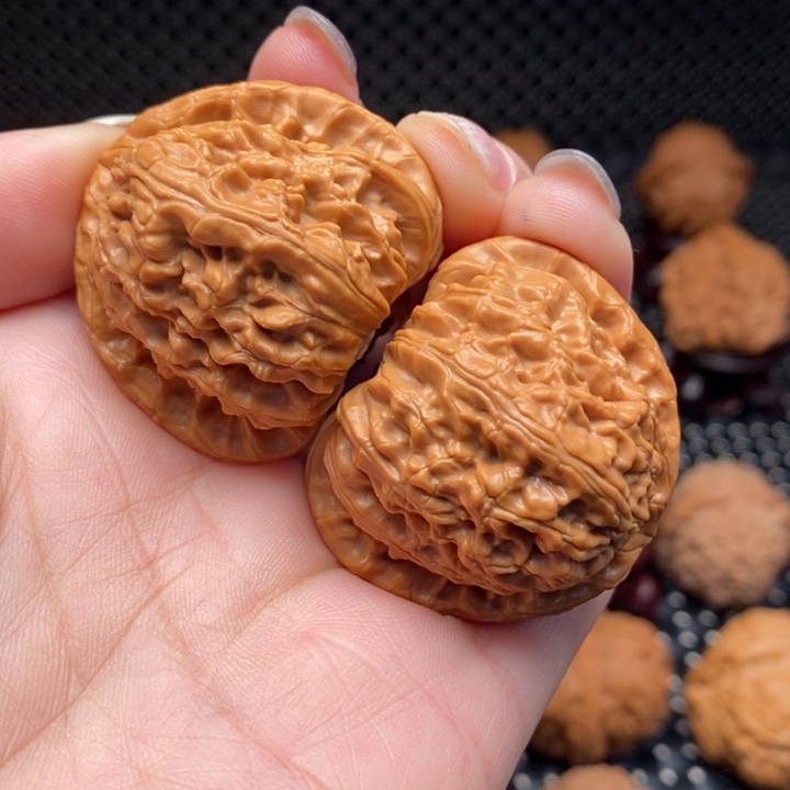 吊坠文玩核桃8三角白39