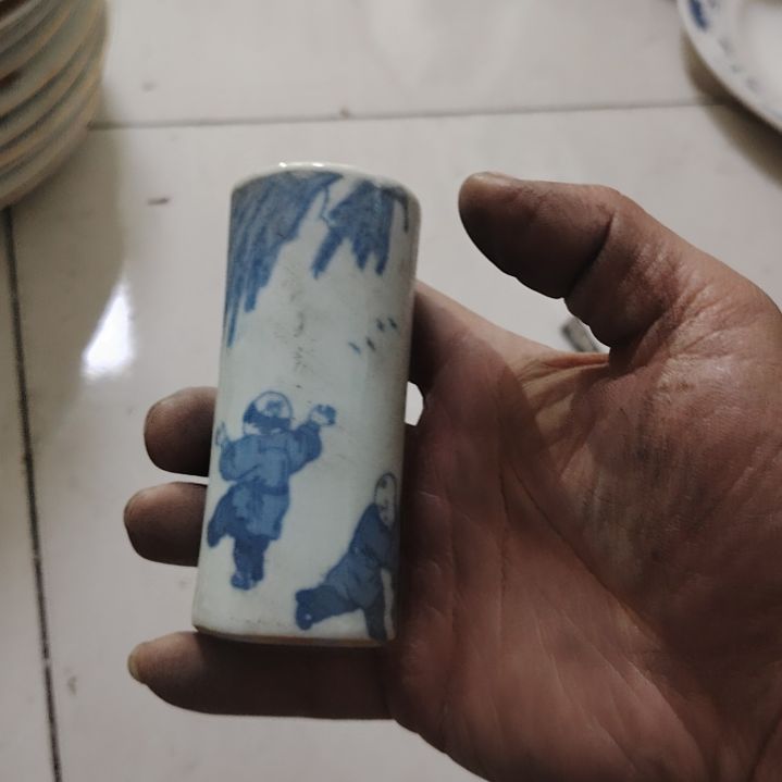 摆件陶瓷盘子碗啥都有高度9.5公分