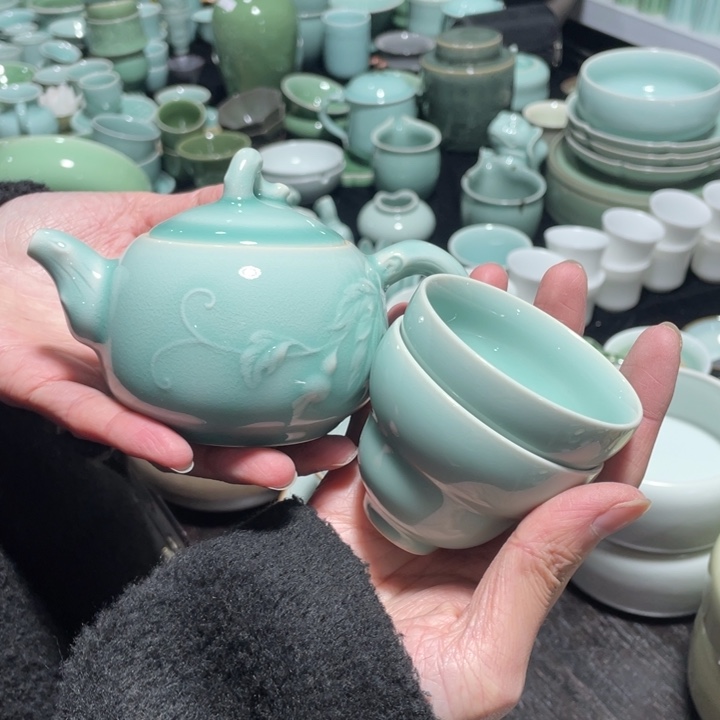 企*青瓷青瓷 青瓷青瓷