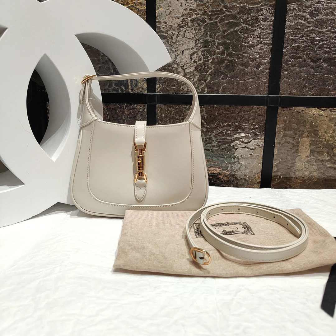 95新 GUCCI/古驰 Gucci白金1961斜挎包 25020037-03