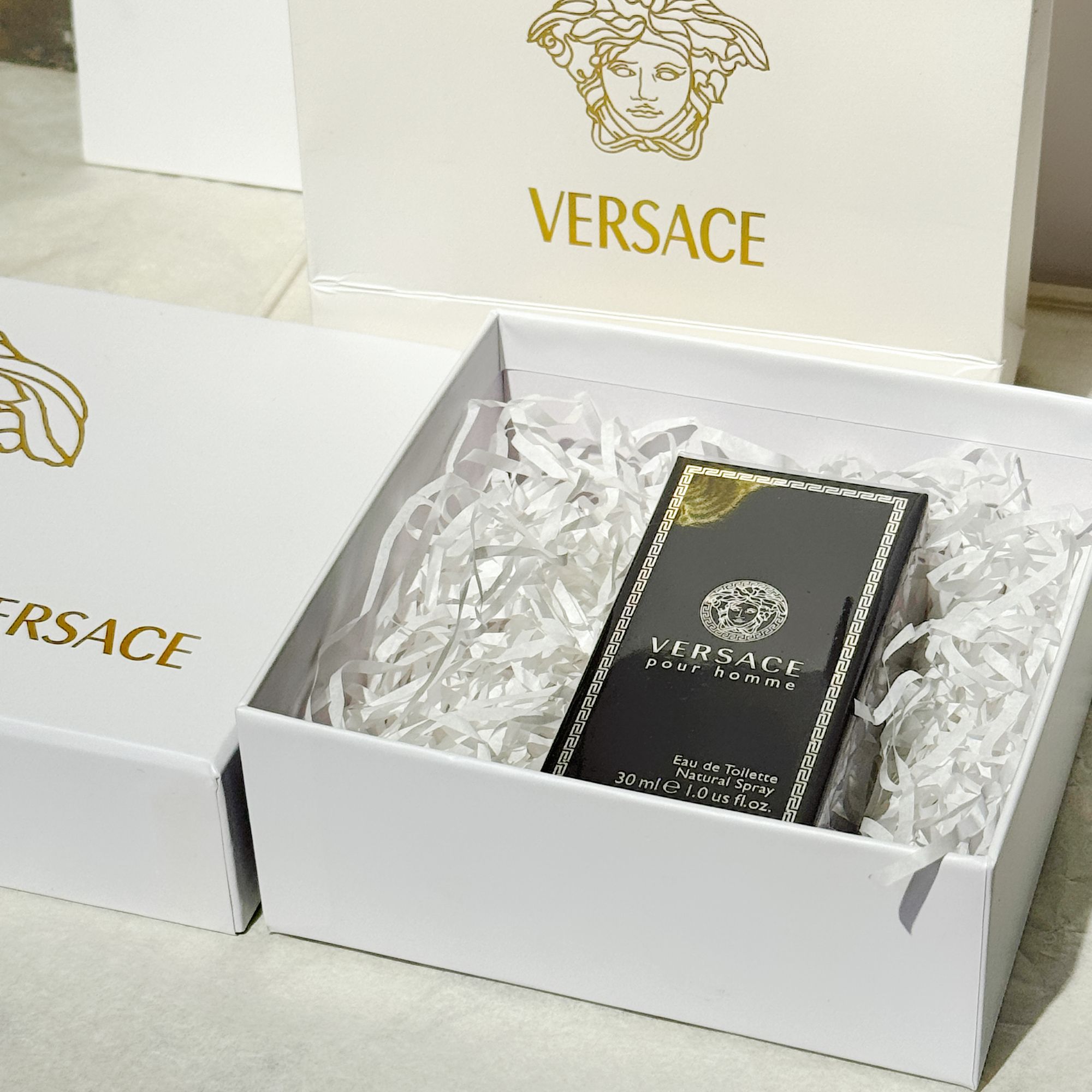 【节日礼物】VERSACE/范思哲同名男士淡香水 30ml 馥奇调