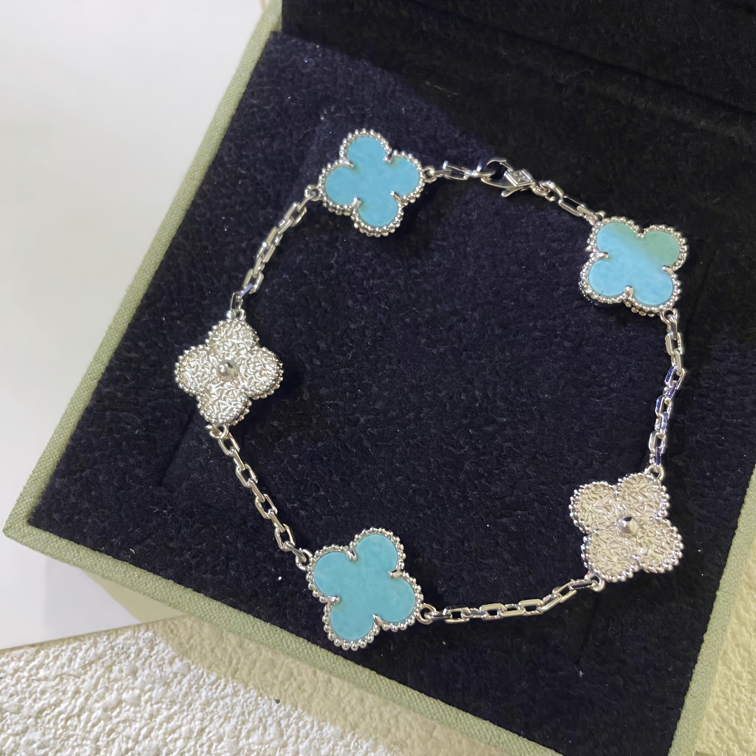 松松四叶草手链设计轻奢气质 8605