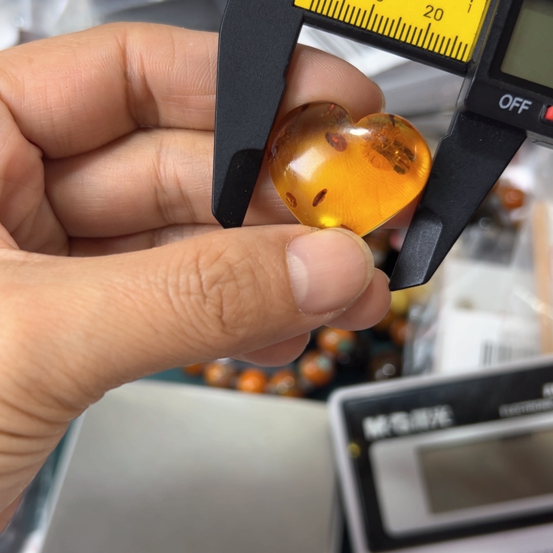 琥珀珠宝奇石未镶嵌191