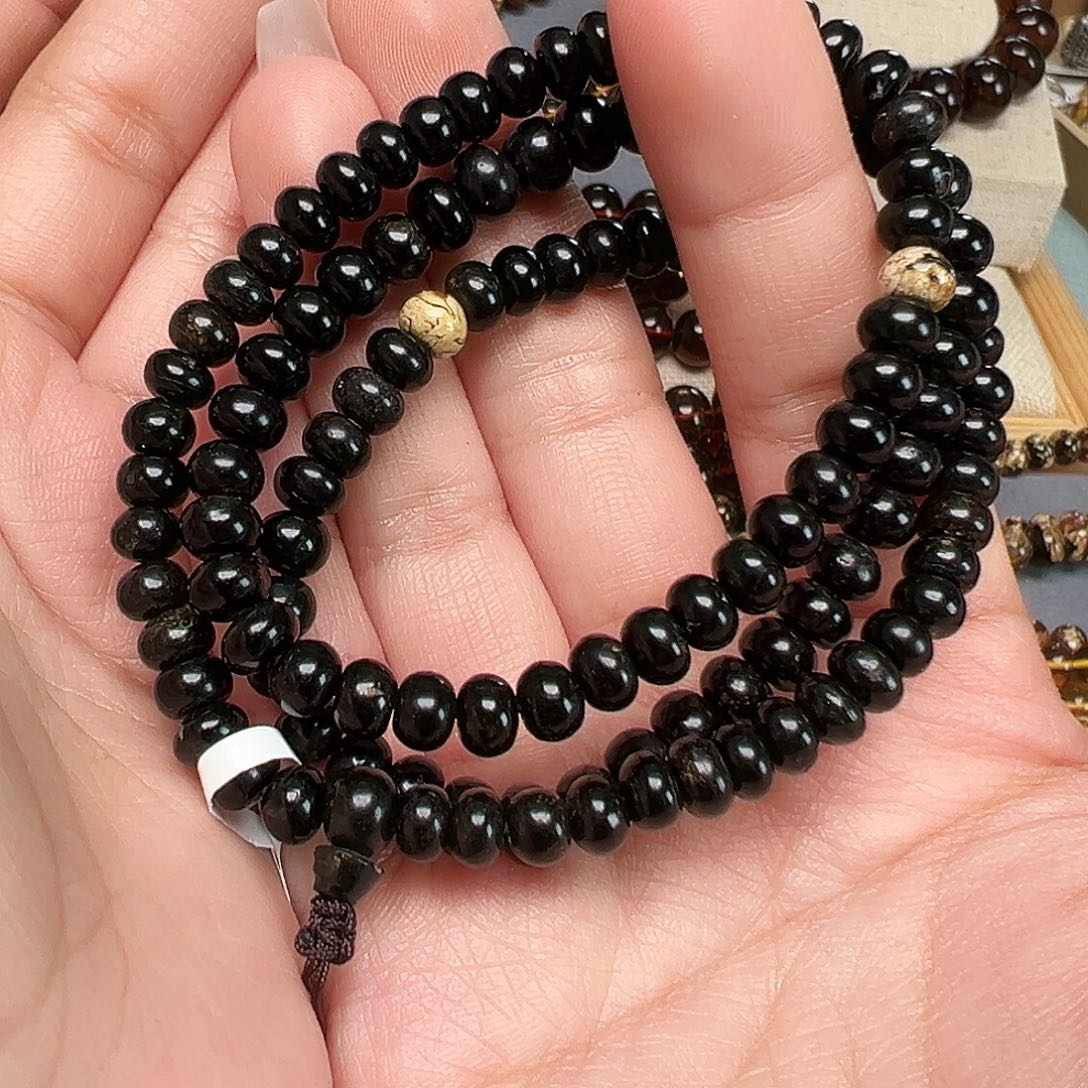 琥珀未镶嵌裸石抚顺琥珀六20684