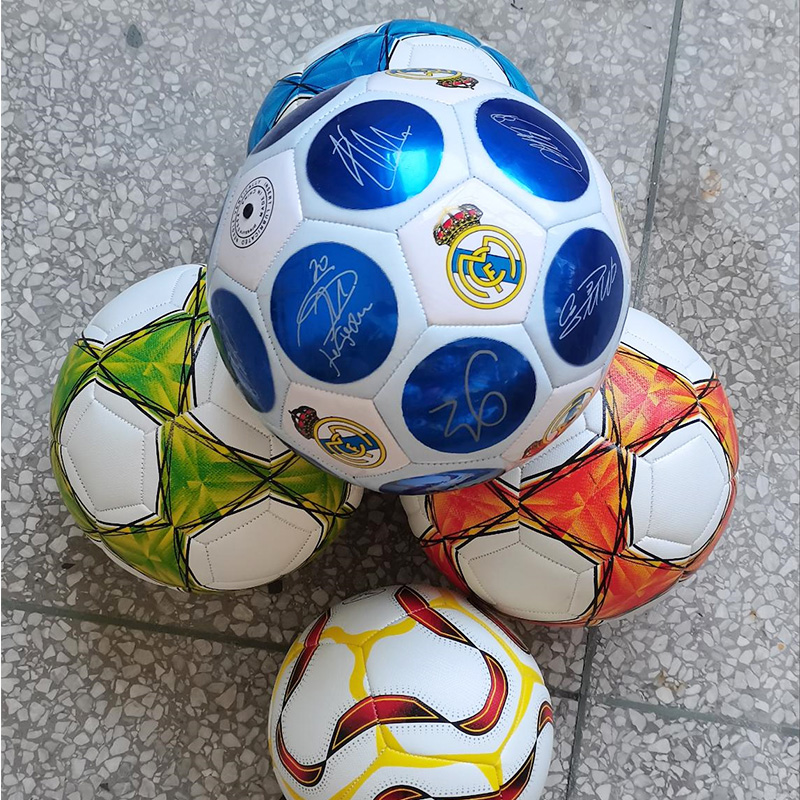 全新福利足球儿童幼儿园3号小学生4号成人5号足球 颜色款式随机发