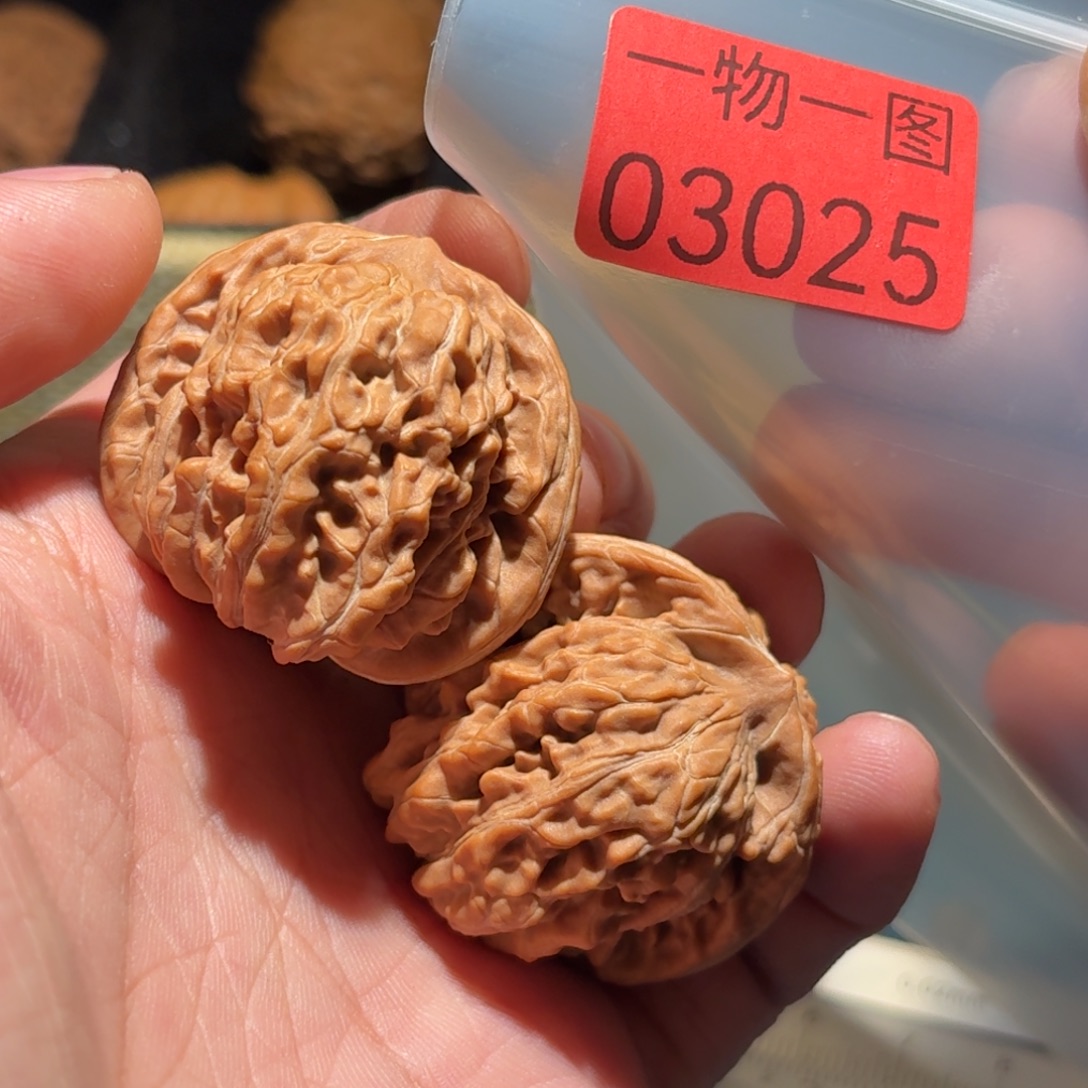 文玩核桃把件蓟县楼