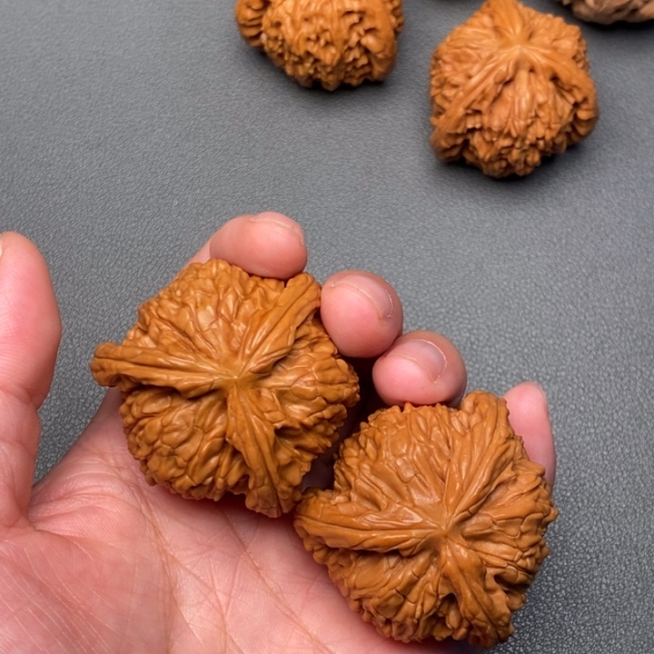 文玩核桃吊坠王****9