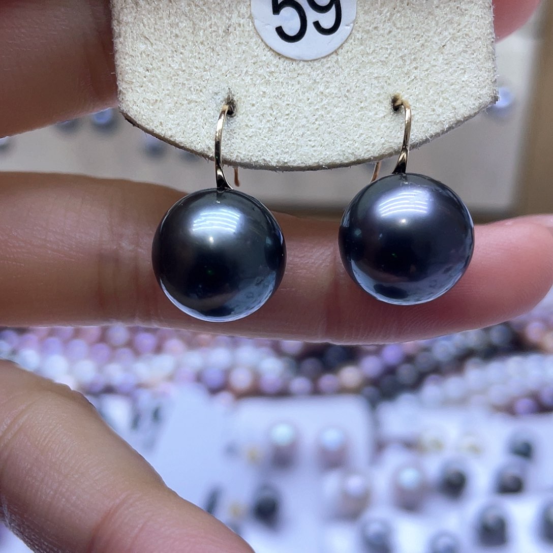 海水珍珠耳饰18K金镶嵌