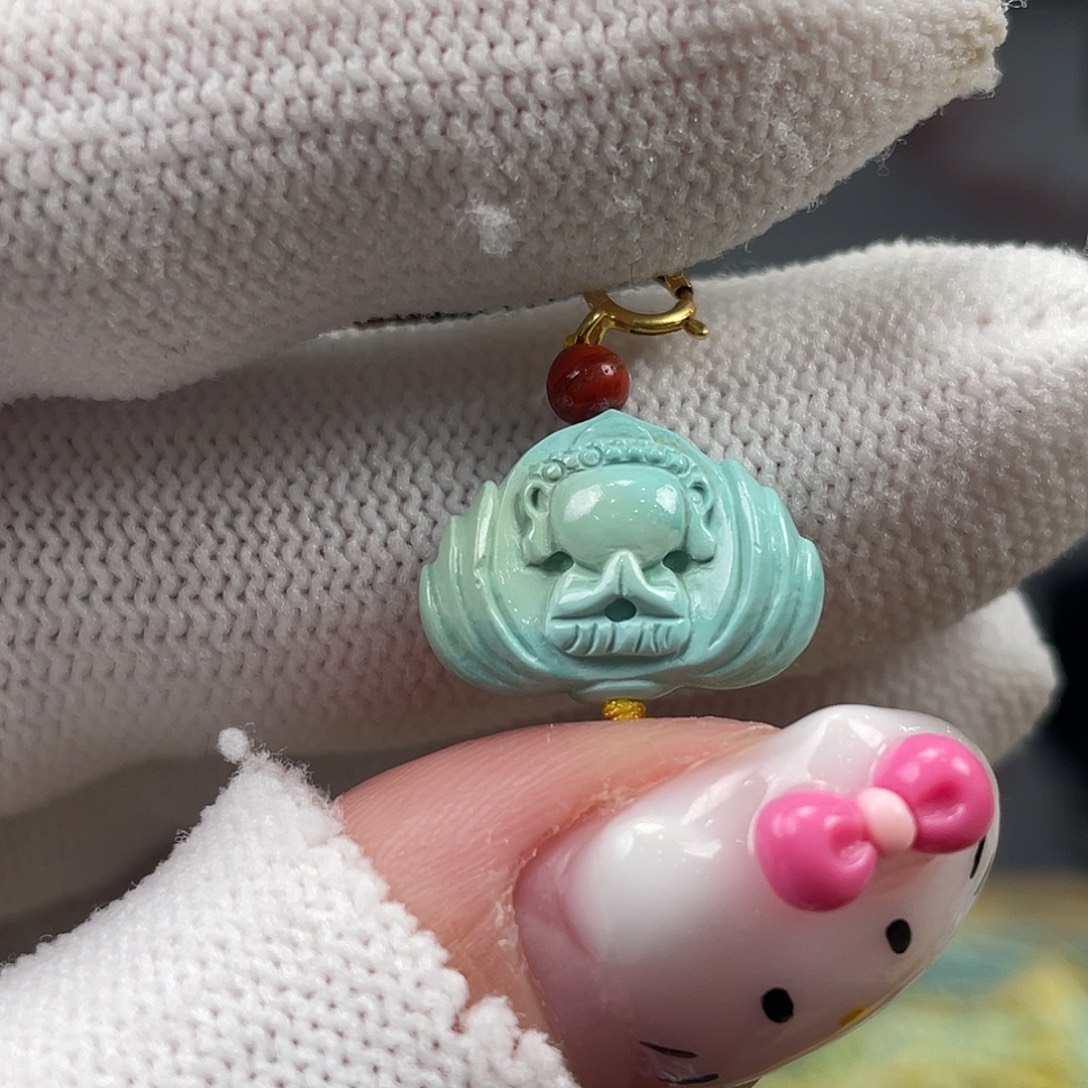 绿松石未镶嵌挂件