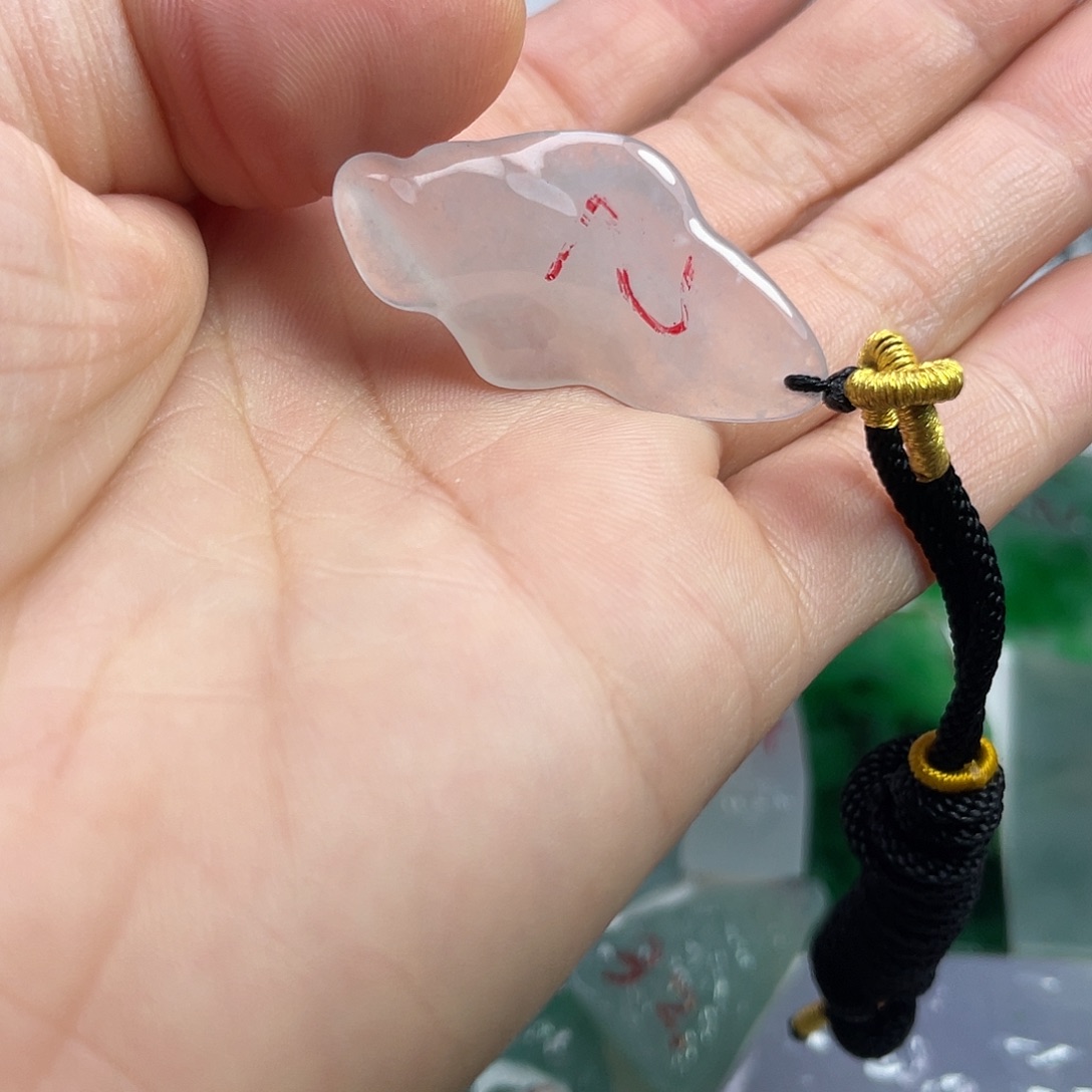 定制翡翠未镶嵌翡翠小冰随意挂件