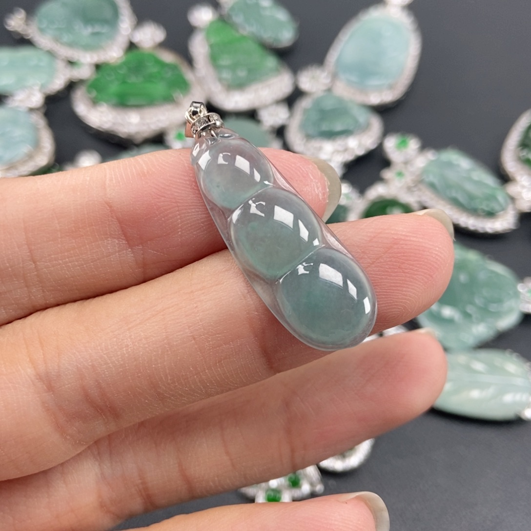 翡翠未镶嵌吊坠(不含链)