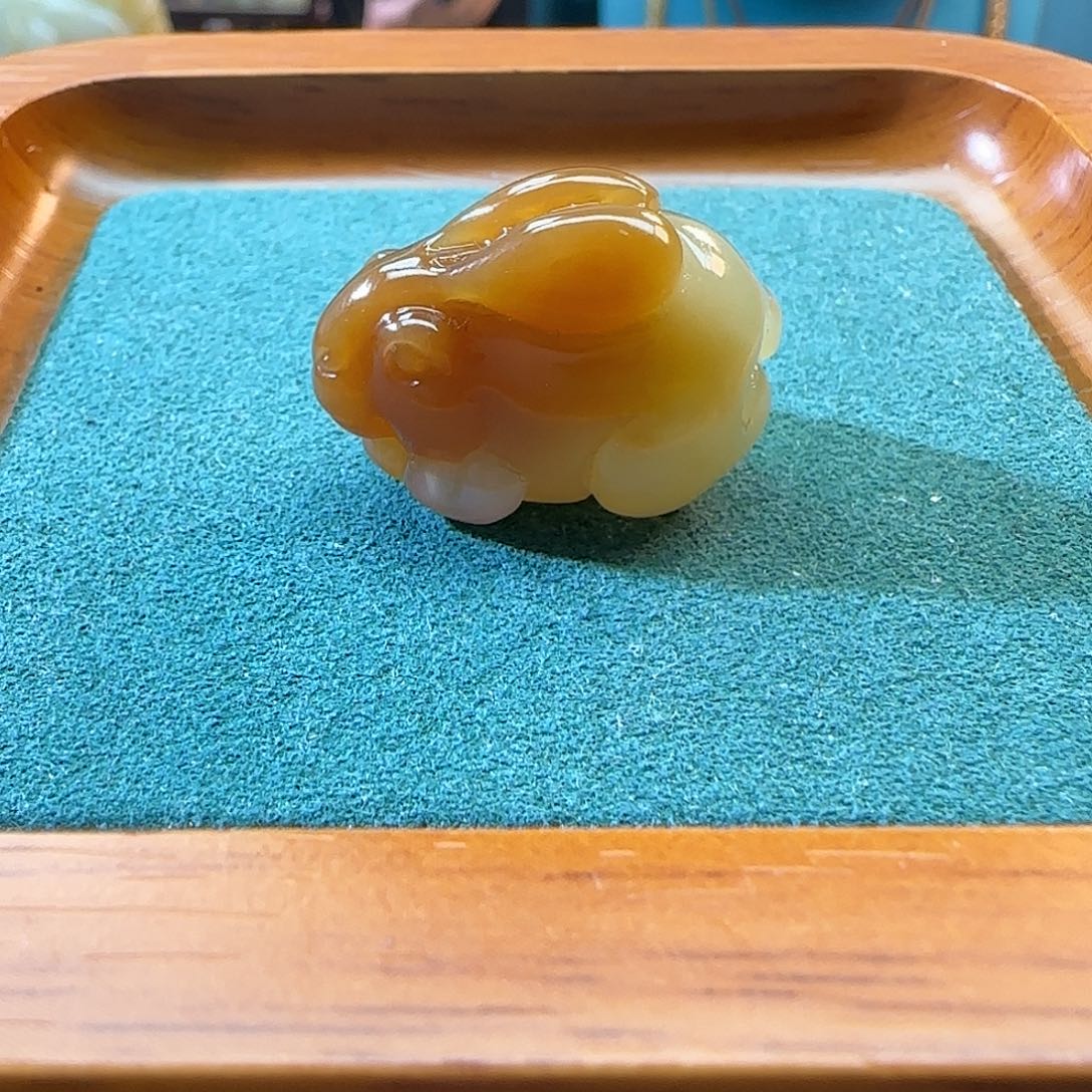 和田玉（糖玉）颈饰未镶嵌