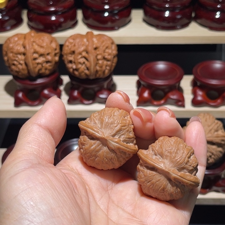 尘***丶文玩核桃把件33乾隆磨