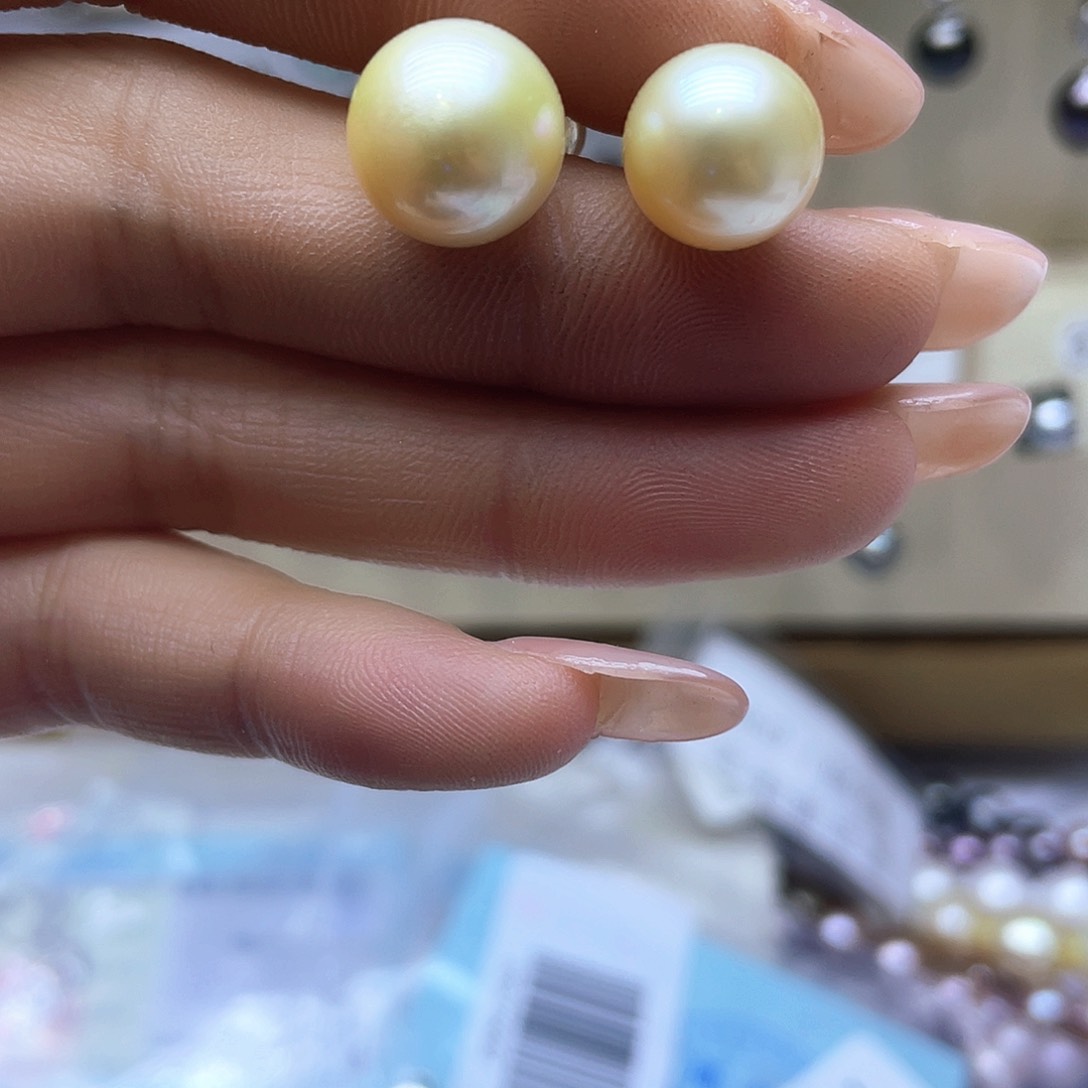 海水珍珠耳饰18K金镶嵌