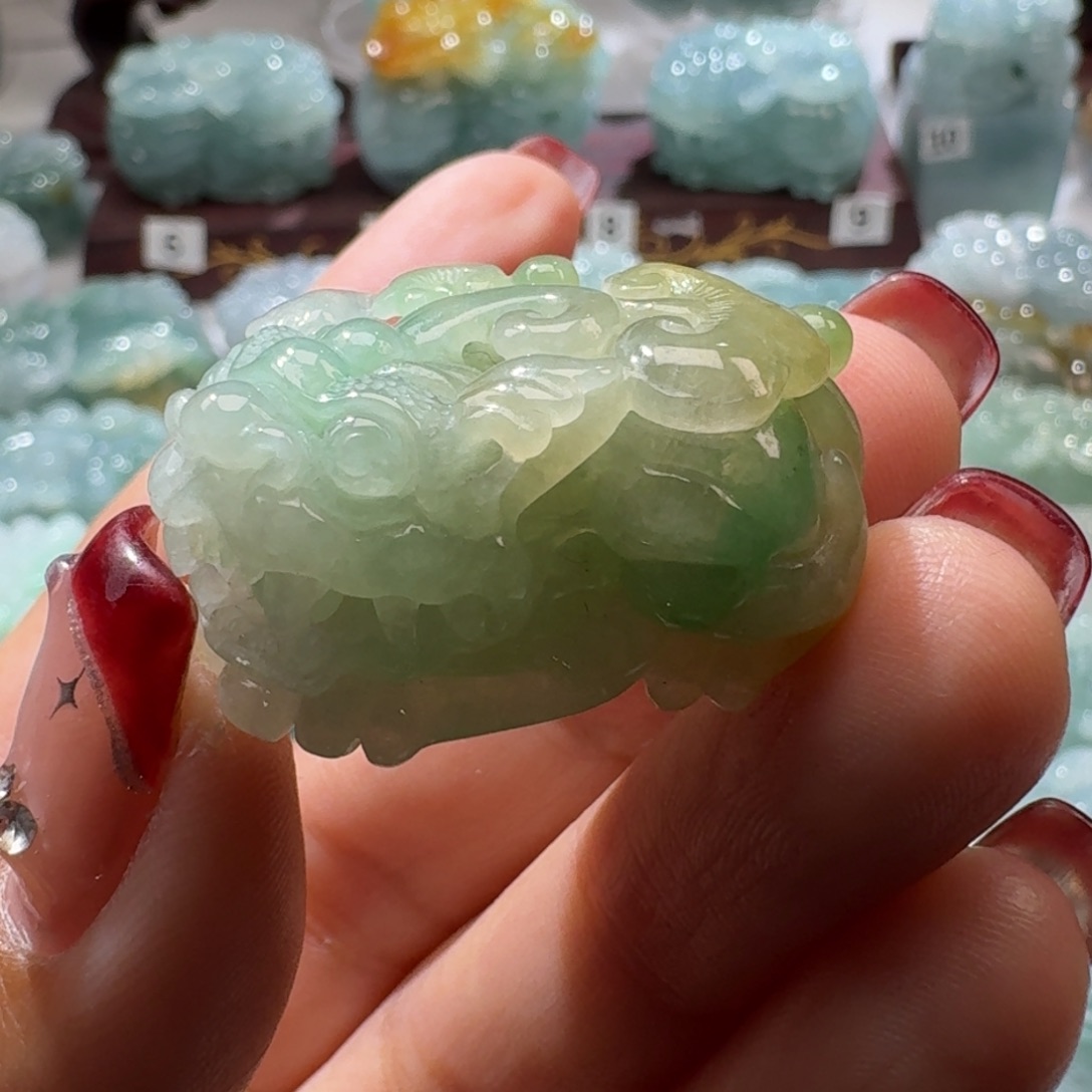 定制翡翠未镶嵌冷***售貔貅