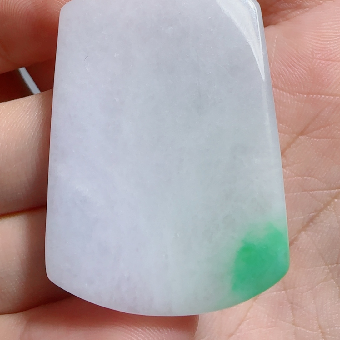 翡翠未镶嵌颈饰无事牌