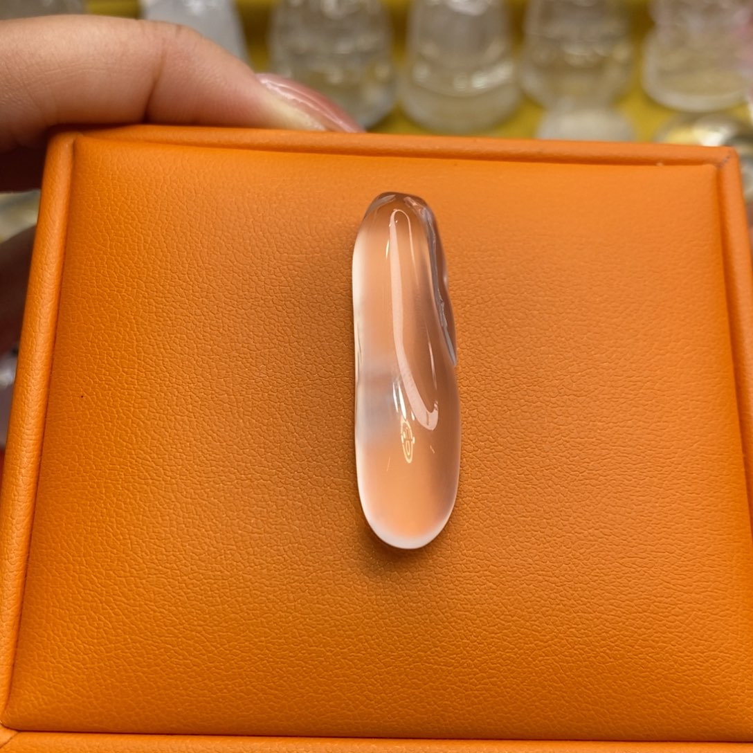 石英质玉未镶嵌吊坠