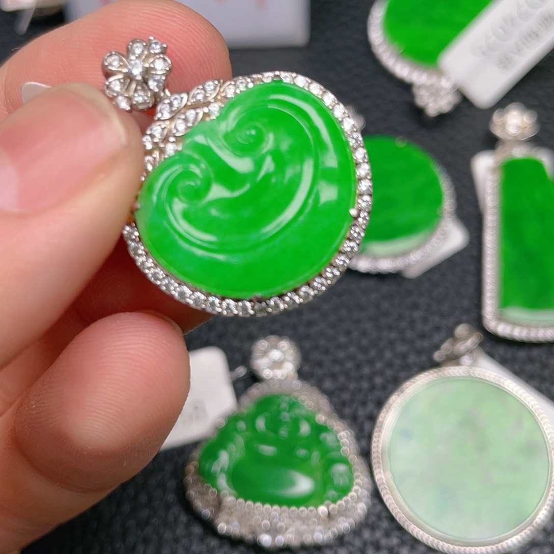 【闪购商品】翡翠吊坠(不含链)银S925镶嵌