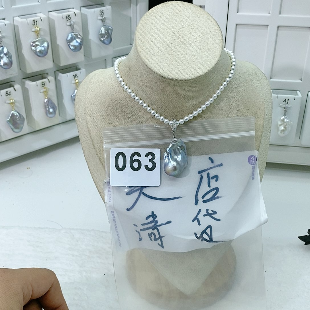 淡水珍珠颈饰合金
