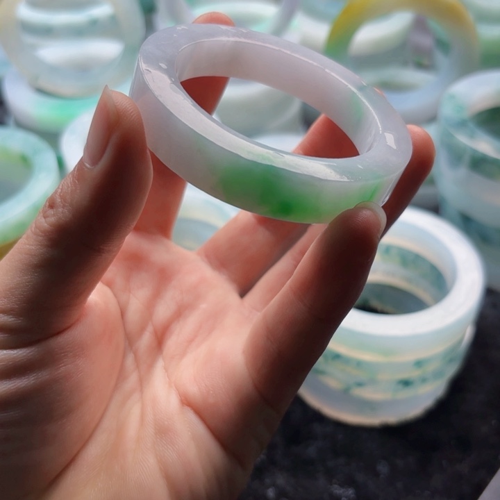 定制翡翠无未镶嵌墩*