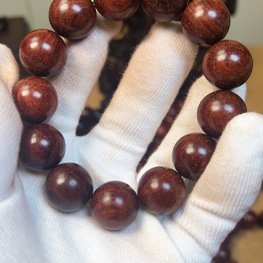 檀香紫檀（小叶紫檀）星*1.8c m