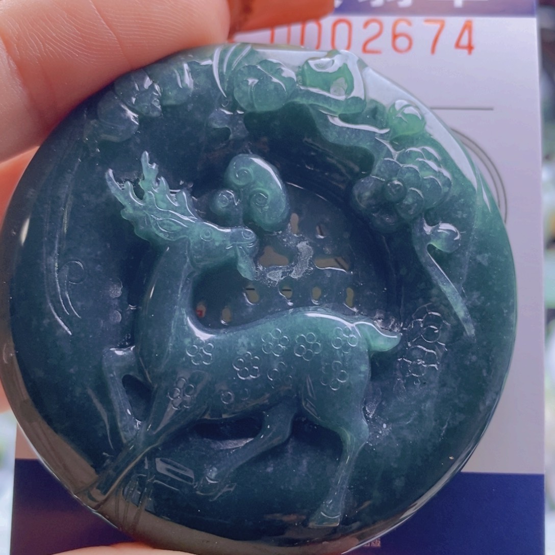 翡翠吊坠(不含链)未镶嵌