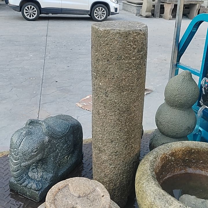 砖雕藏*閣石柱子原汁原味的