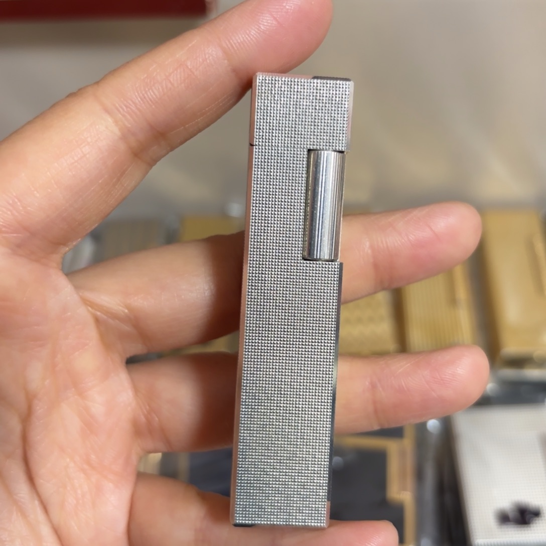 都登卡中古打火机