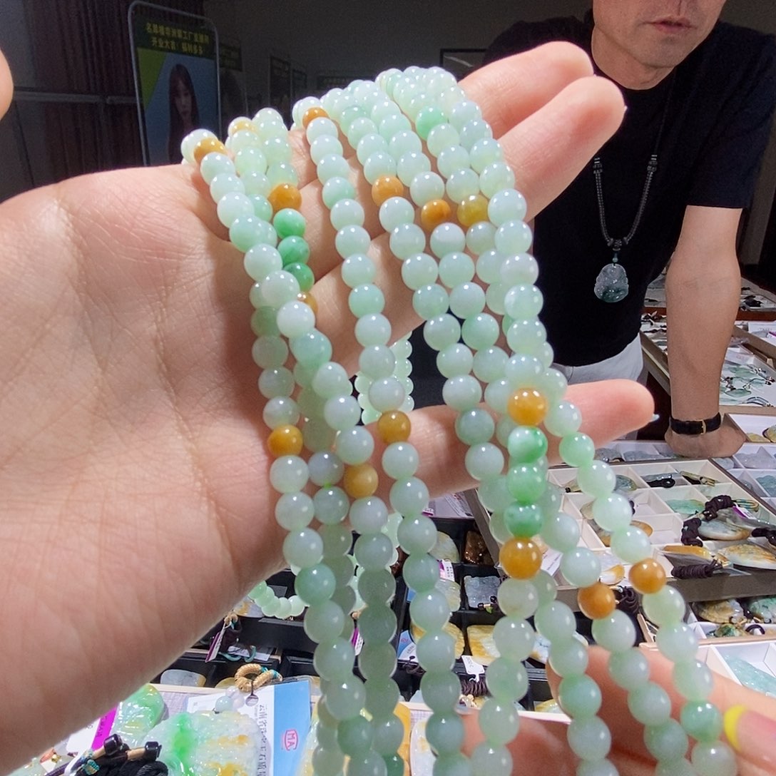 翡翠未镶嵌颈饰多样性仅发一件随机发货