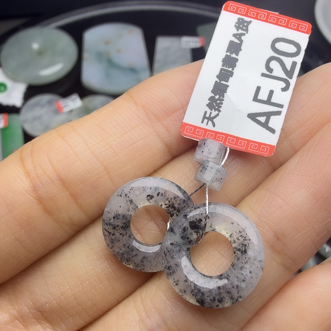 翡翠未镶嵌颈饰天然缅甸翡翠A货